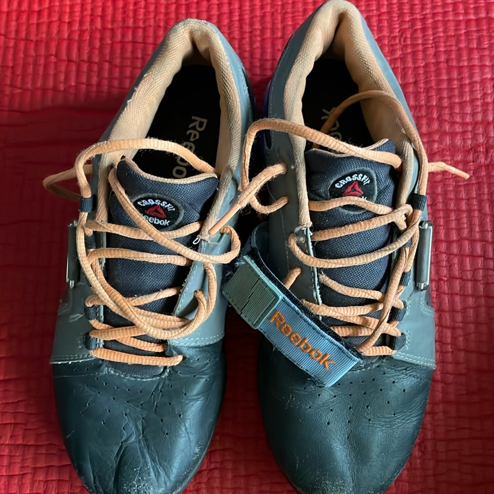 Reebok lifting shoes